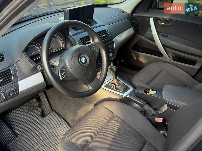 Внедорожник / Кроссовер BMW X3 2010 в Киеве