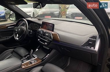 Внедорожник / Кроссовер BMW X3 2019 в Львове