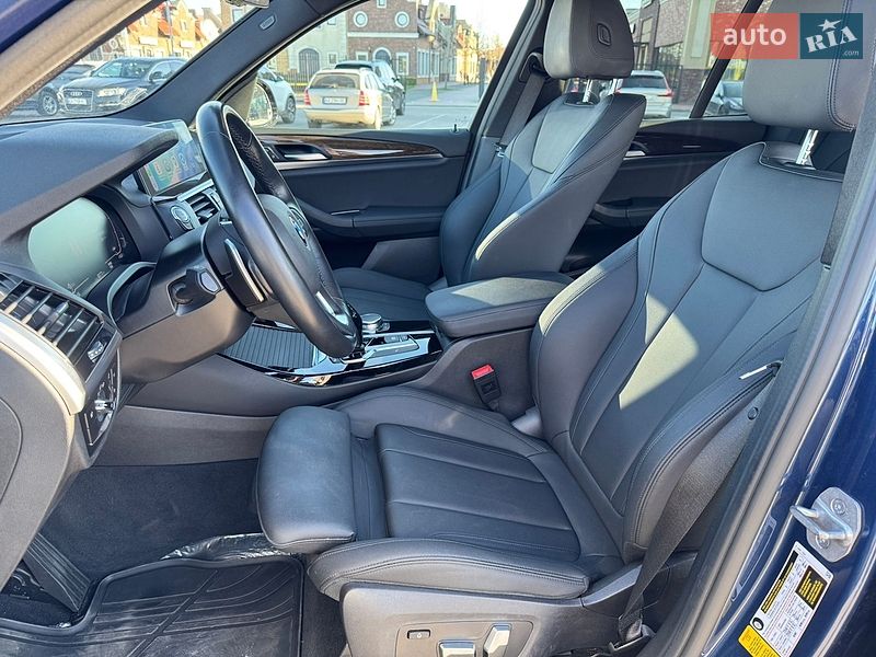 Внедорожник / Кроссовер BMW X3 2020 в Киеве