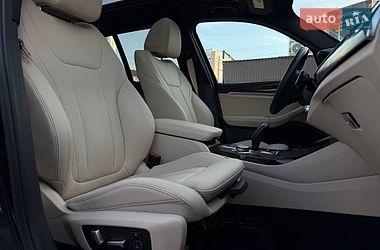 Внедорожник / Кроссовер BMW X3 2020 в Киеве