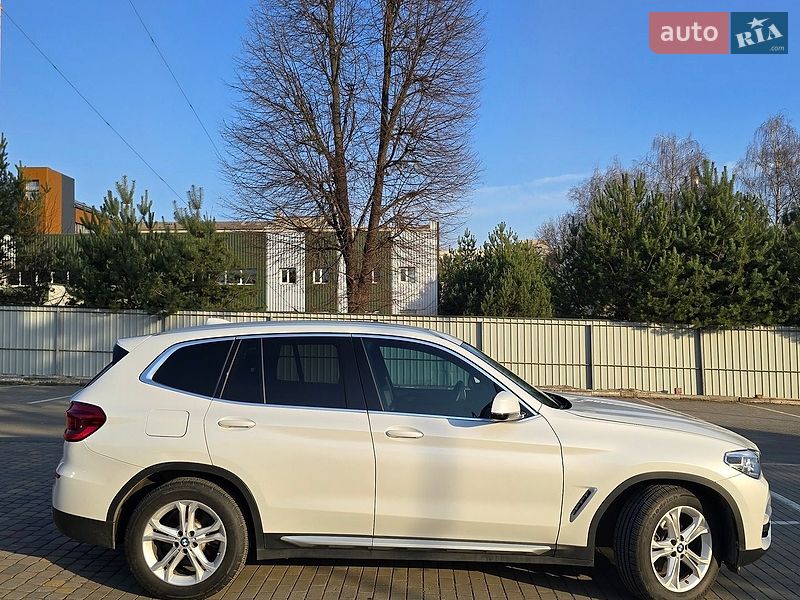 Внедорожник / Кроссовер BMW X3 2020 в Луцке