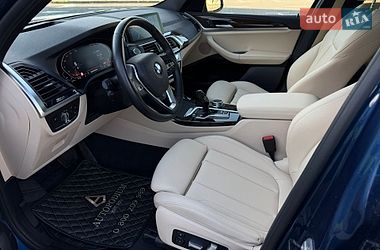 Внедорожник / Кроссовер BMW X3 2020 в Киеве