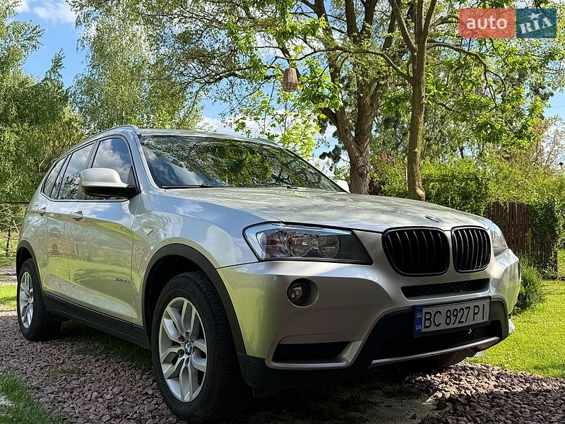 BMW X3 2011