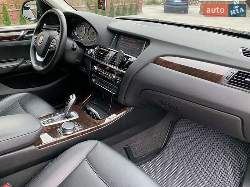 Внедорожник / Кроссовер BMW X3 2017 в Киеве