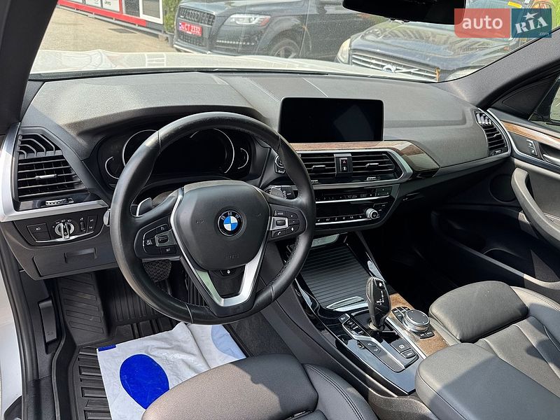 Внедорожник / Кроссовер BMW X3 2018 в Львове