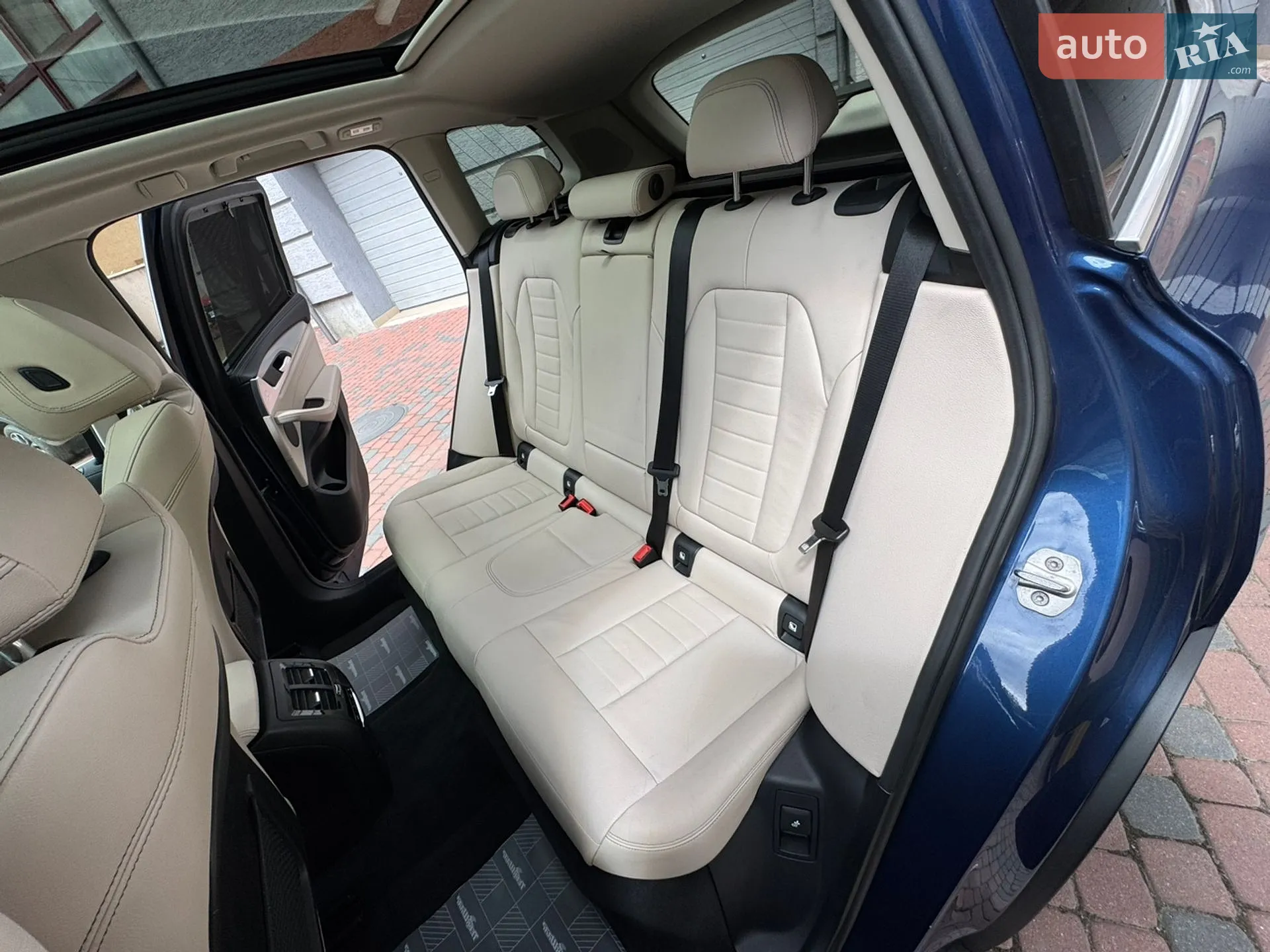 2017 BMW X3 - мініатюра 175