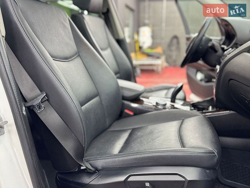 Внедорожник / Кроссовер BMW X3 2015 в Киеве