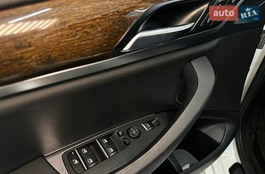Внедорожник / Кроссовер BMW X3 2019 в Ровно
