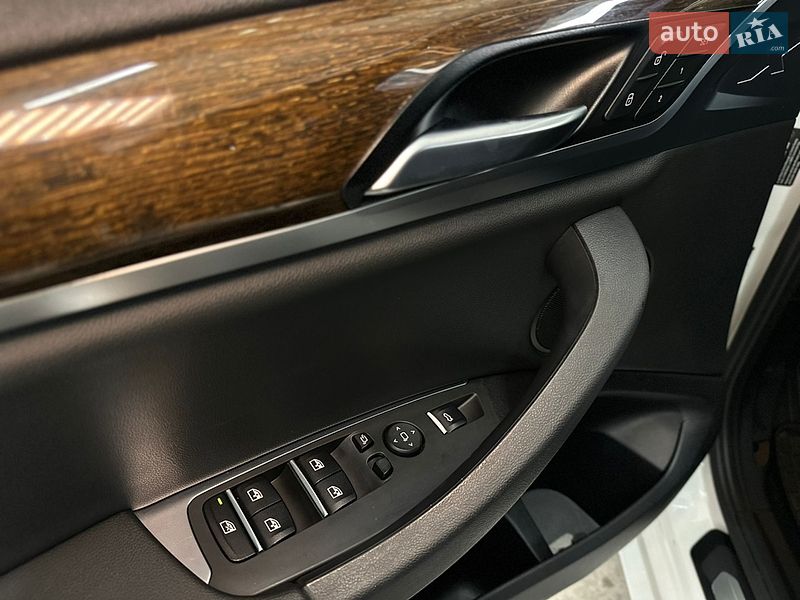 Внедорожник / Кроссовер BMW X3 2019 в Ровно