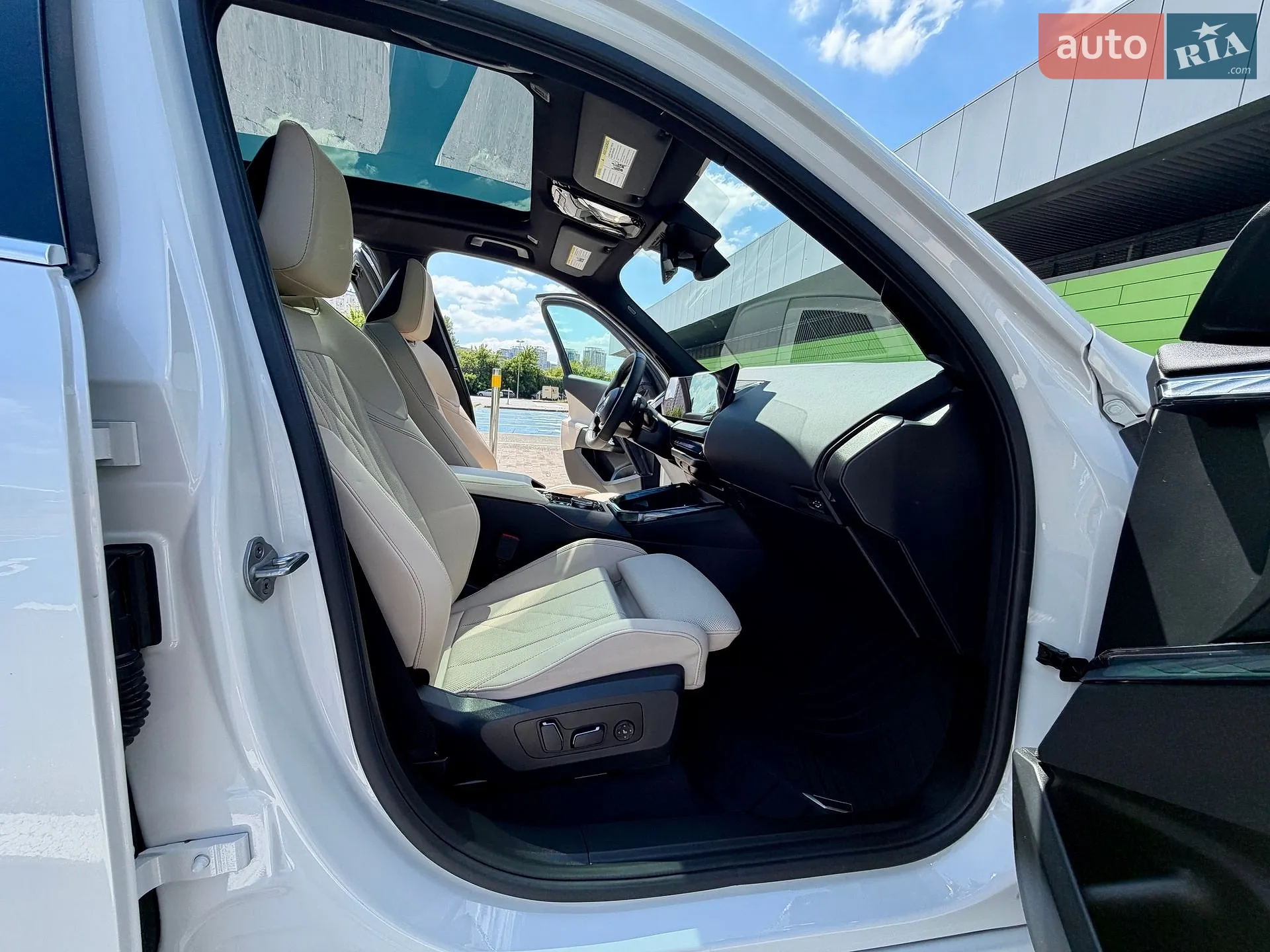 2025 BMW X3 - мініатюра 48