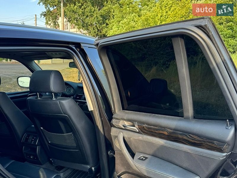Внедорожник / Кроссовер BMW X3 2014 в Ладыжине