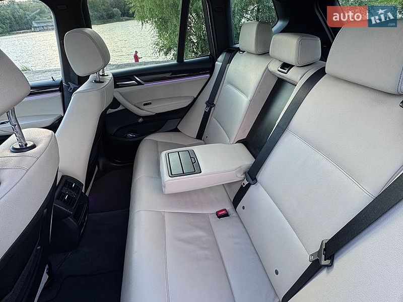 Внедорожник / Кроссовер BMW X3 2016 в Киеве