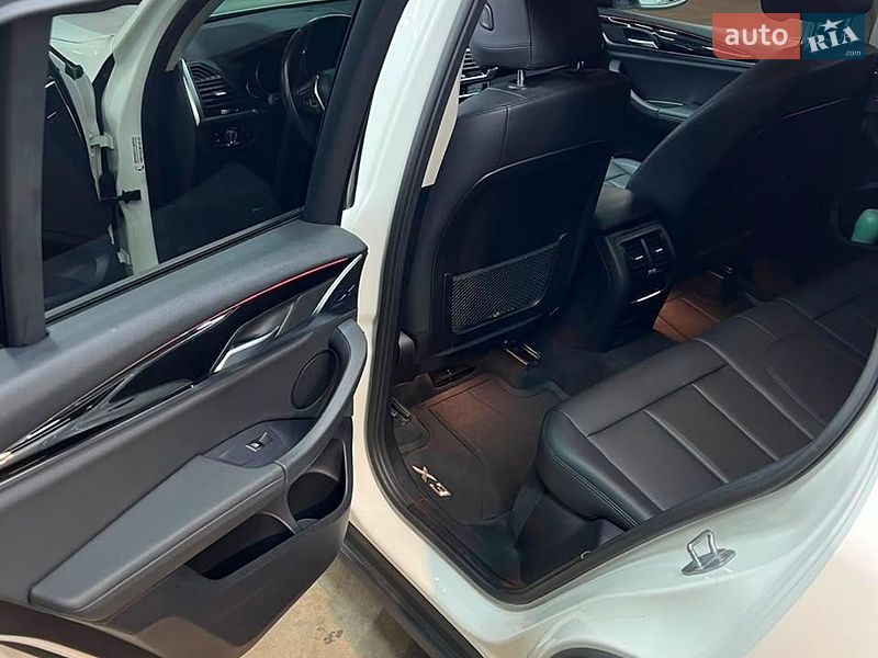Внедорожник / Кроссовер BMW X3 2018 в Киеве