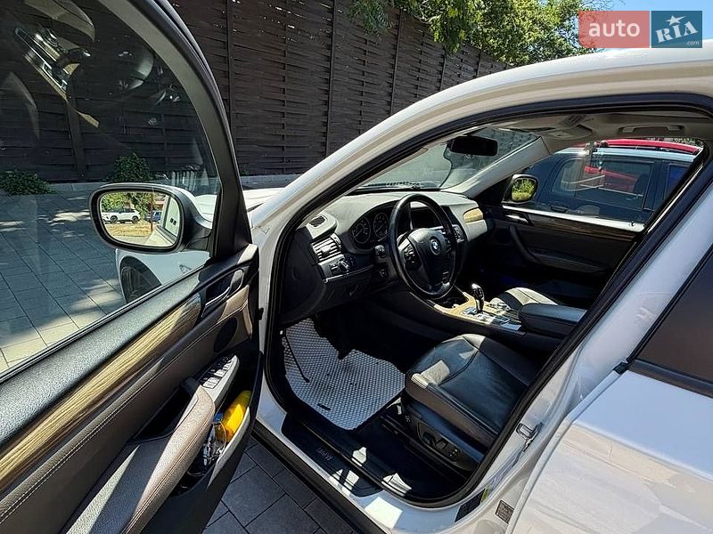 Внедорожник / Кроссовер BMW X3 2012 в Одессе