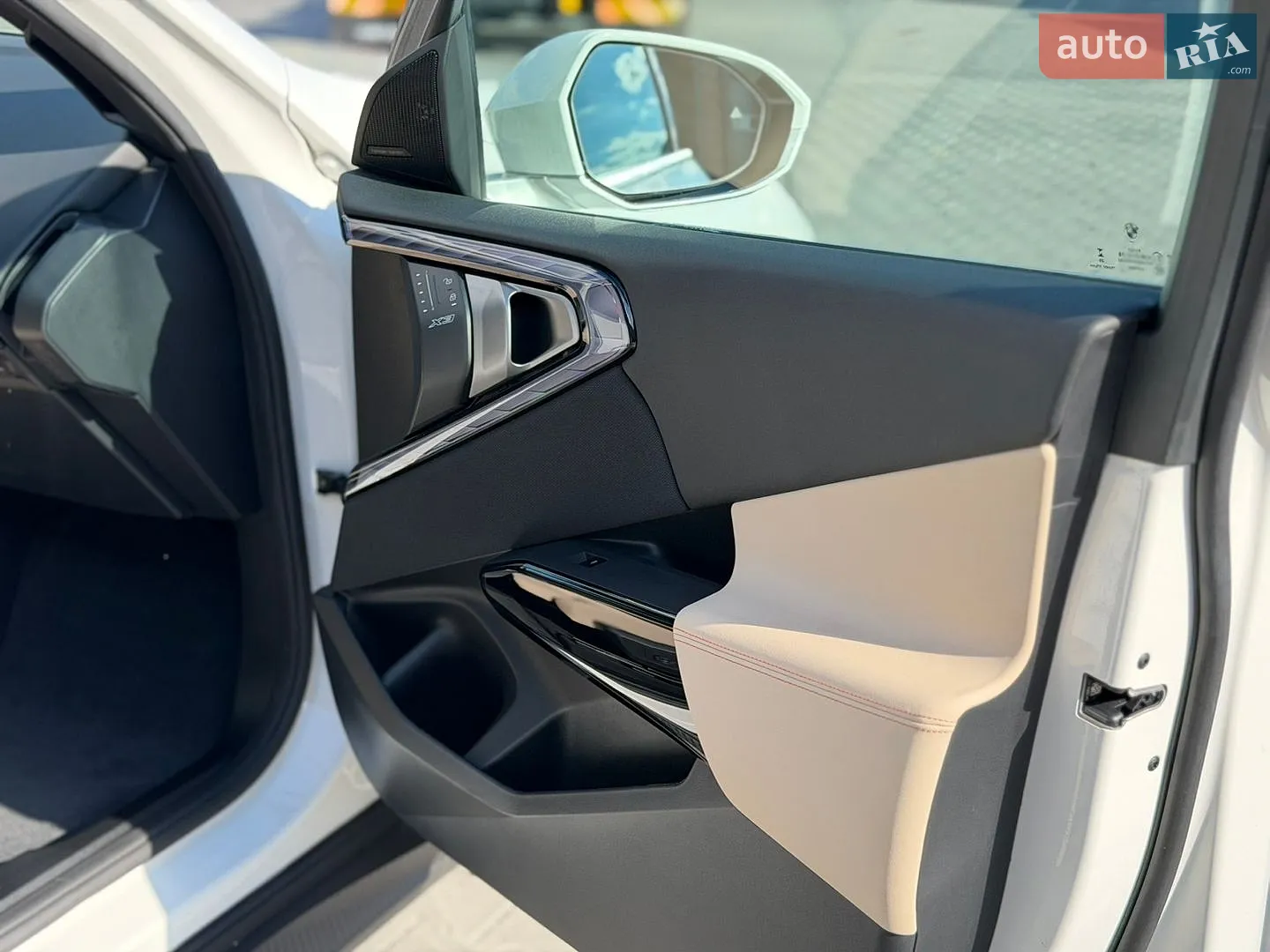 2025 BMW X3 - мініатюра 15