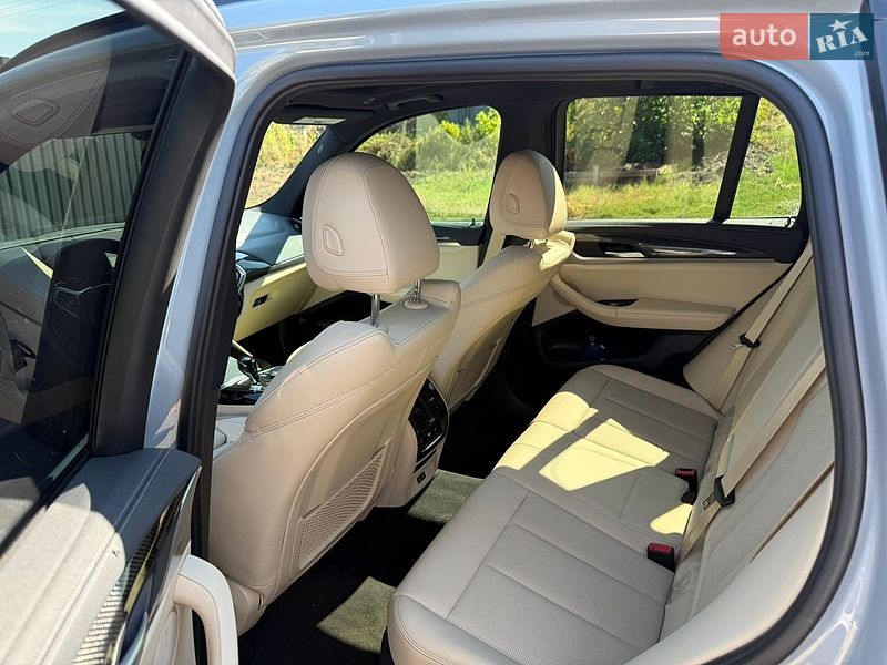 Позашляховик / Кросовер BMW X3 2022 в Звенигородці фото 9 Позашляховик / Кросовер BMW X3 2022 в Звенигородці