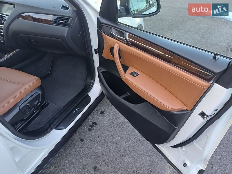 Внедорожник / Кроссовер BMW X3 2015 в Ужгороде