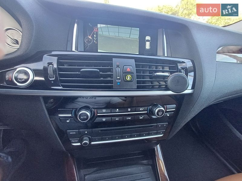 Внедорожник / Кроссовер BMW X3 2015 в Ужгороде