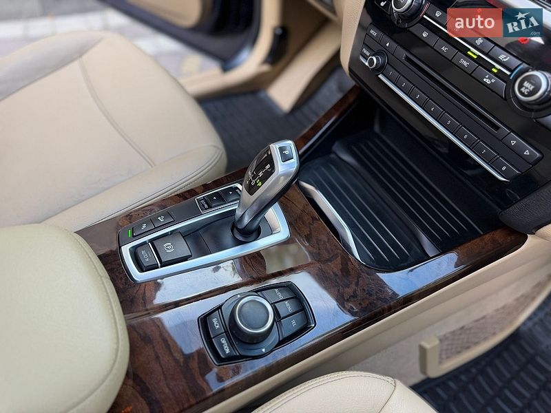 Внедорожник / Кроссовер BMW X3 2015 в Дрогобыче