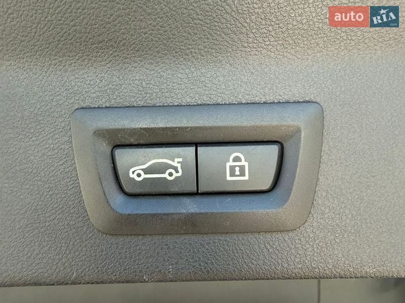 Внедорожник / Кроссовер BMW X3 2020 в Киеве