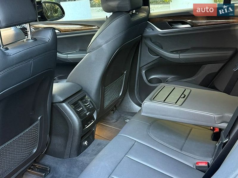Внедорожник / Кроссовер BMW X3 2019 в Одессе