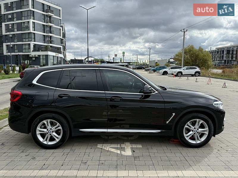 Внедорожник / Кроссовер BMW X3 2021 в Львове