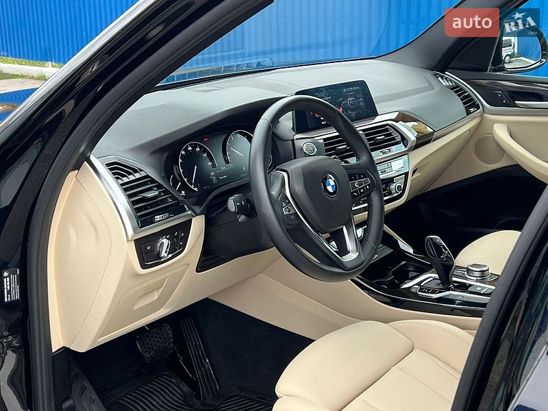 Внедорожник / Кроссовер BMW X3 2020 в Киеве
