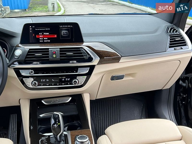 Внедорожник / Кроссовер BMW X3 2020 в Киеве