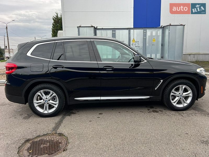 Внедорожник / Кроссовер BMW X3 2020 в Киеве