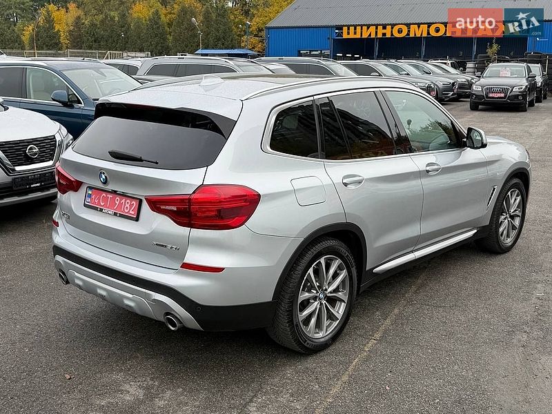 Внедорожник / Кроссовер BMW X3 2019 в Львове