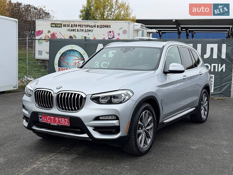 Внедорожник / Кроссовер BMW X3 2019 в Львове