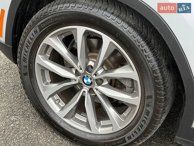 Внедорожник / Кроссовер BMW X3 2019 в Львове