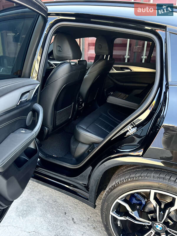 Внедорожник / Кроссовер BMW X4 M 2019 в Киеве