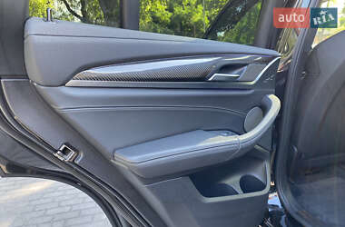 Позашляховик / Кросовер BMW X4 M 2020 в Дніпрі