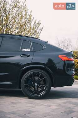 Внедорожник / Кроссовер BMW X4 M 2021 в 