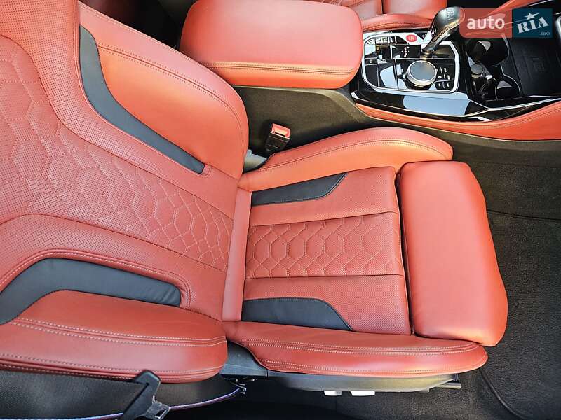 Позашляховик / Кросовер BMW X4 M 2022 в Чернівцях фото 31 Позашляховик / Кросовер BMW X4 M 2022 в Чернівцях