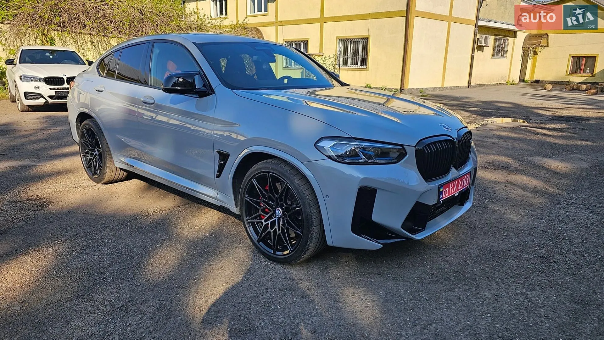 2022 BMW X4 M - мініатюра 3