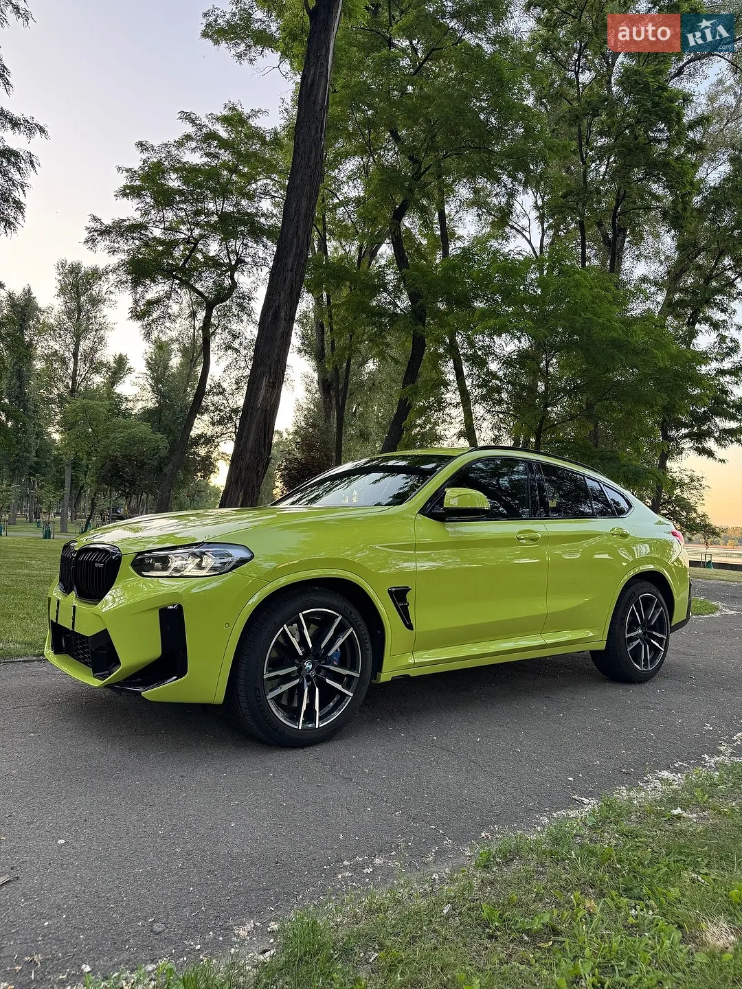 2022 BMW X4 M - мініатюра 3