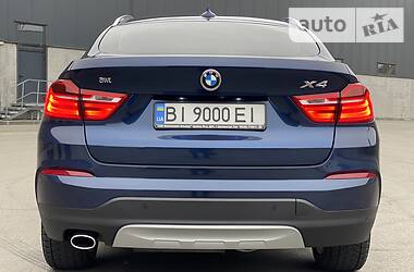 Позашляховик / Кросовер BMW X4 2017 в 