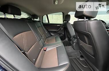Позашляховик / Кросовер BMW X4 2017 в 