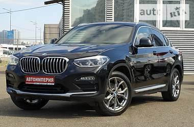 Позашляховик / Кросовер BMW X4 2018 в 