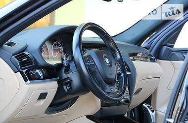 Позашляховик / Кросовер BMW X4 2016 в 