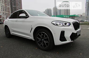 Внедорожник / Кроссовер BMW X4 2021 в Киеве