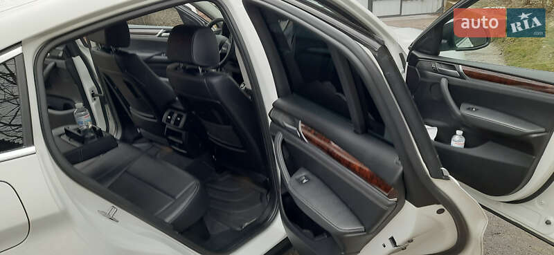 Внедорожник / Кроссовер BMW X4 2016 в Киеве