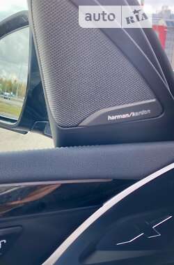 Позашляховик / Кросовер BMW X4 2021 в 