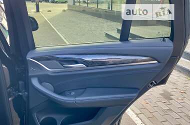 Позашляховик / Кросовер BMW X4 2021 в 