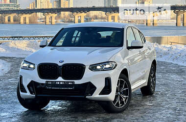 Внедорожник / Кроссовер BMW X4 2023 в 