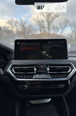 Внедорожник / Кроссовер BMW X4 2023 в 
