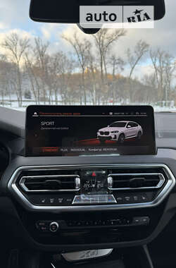 Внедорожник / Кроссовер BMW X4 2023 в 