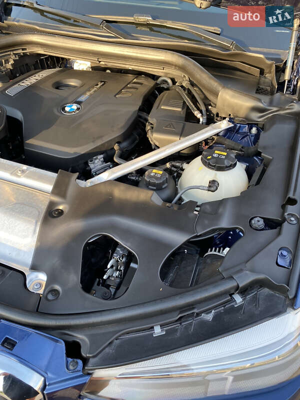 Внедорожник / Кроссовер BMW X4 2018 в Запорожье